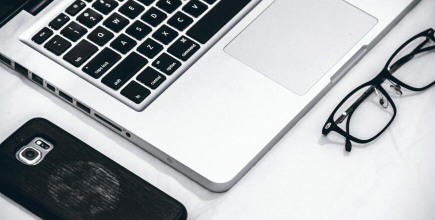 pexels-gabriel-peter-219375-789433